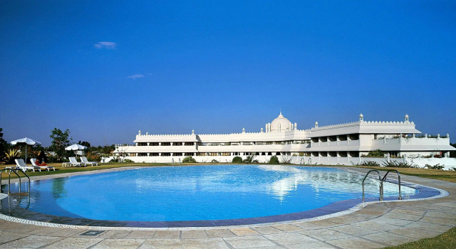 Двухместный номер Premium с видом на бассейн Gateway Aurangabad - Chhatrapati Sambhaji Nagar