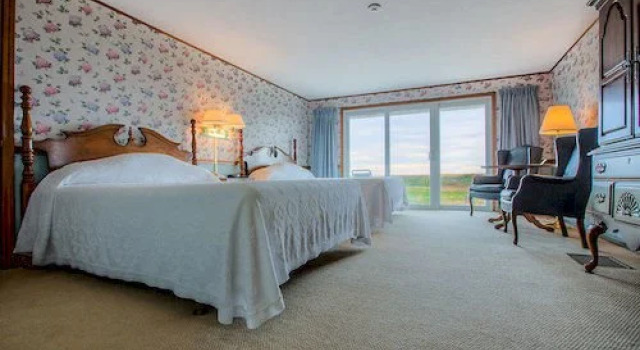 The Seaside Inn, Book Hotel Kennebunk Maine
