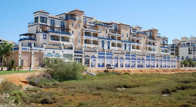 Апартаменты Family-friendly Stay by the Sea