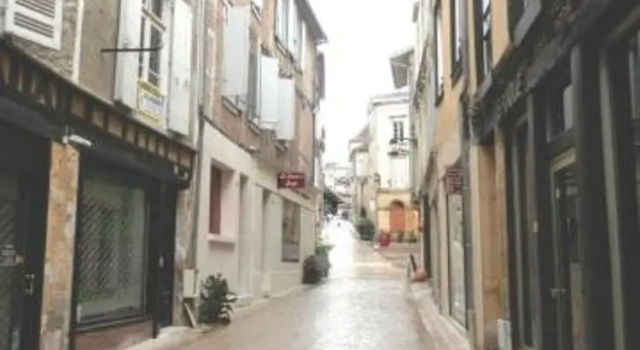 Studio in Bergerac, With Wonderful City View and Wifi
