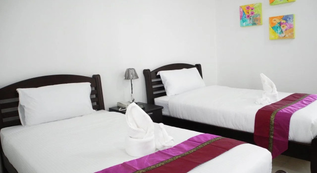 Phet Cha-am Plaza & Resort