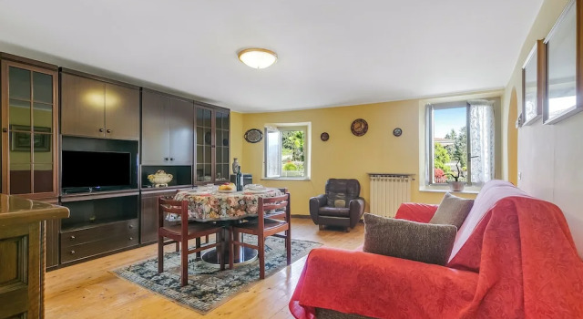 Семейные апартаменты Old Pella 100m to Orta Lake