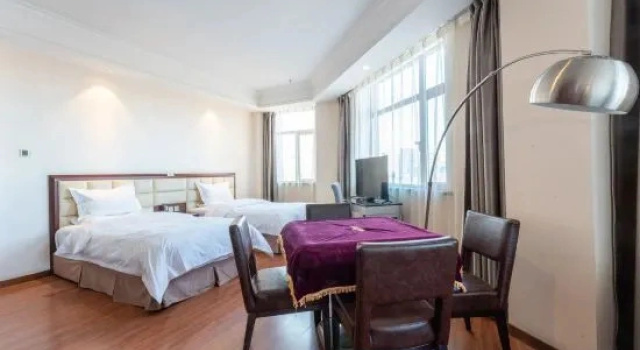 Двухместный люкс Standard Xinwei Business Hotel