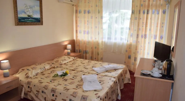 Двухместный номер Standard с балконом Ahilea Hotel