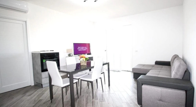 Apartment With one Bedroom in Porto Torres, With Wonderful sea View, Furnished Balcony and Wifi - Near the Beach