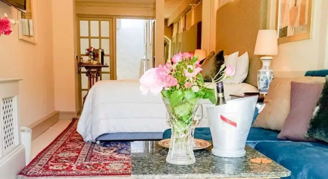Люкс с балконом Cedar House Boutique B&B