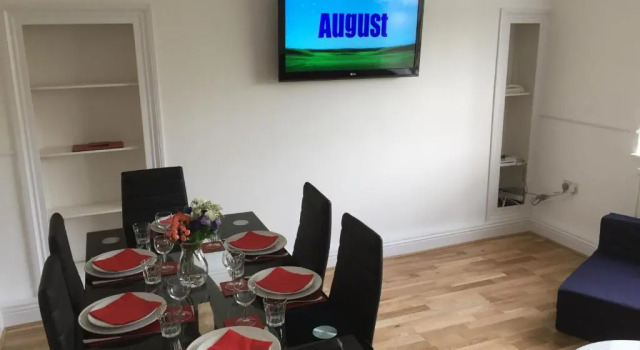 Апартаменты Deluxe Central London 2 Bedroom Apartment