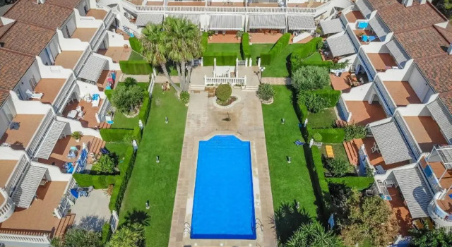 ARENDA Cristal 4 Pino Alto Holiday Home, Забронировать Отель Монроч-дел-Камп Таррагона, рядом с Cala Misteri