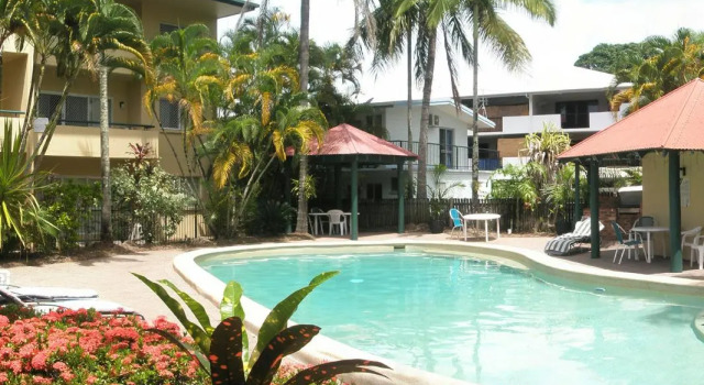Апартаменты Tradewinds McLeod Holiday Apartments