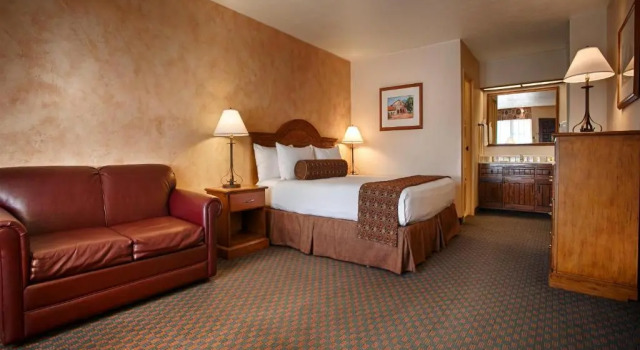 Семейный люкс Best Western Casa Grande Inn