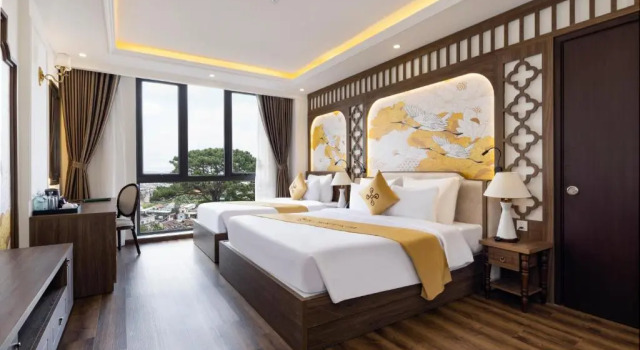 Трёхместный номер Deluxe Dalat Prince Hotel