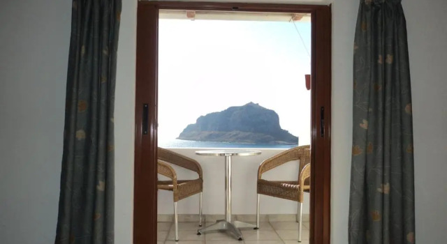 Студия Paraschou Guesthouse