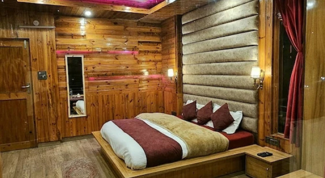 The Black Morel Hotel & Restaurant