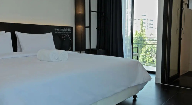 Двухместный номер Standard с балконом BED Nimman