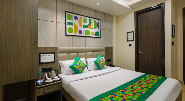 Номер Economy Treebo Bombay Palace