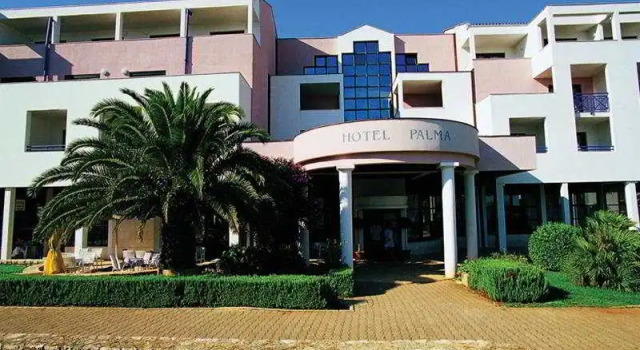 Palma, Đặt Khách sạn Khách sạn ở Verudela có hồ bơi, Hồ bơi