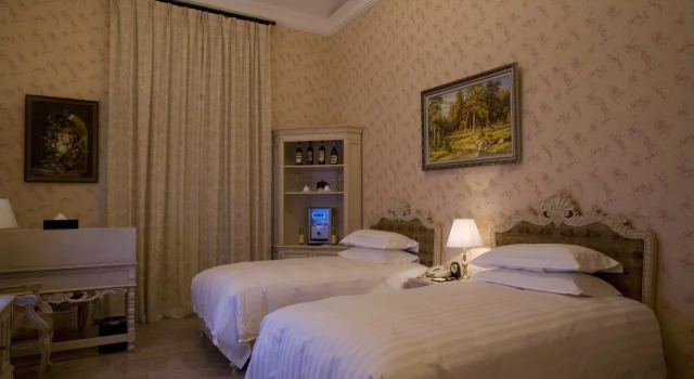 Chateau Changyu AFIP, Book Hotel Hoteller i Beijing Province med parkering, Parkering