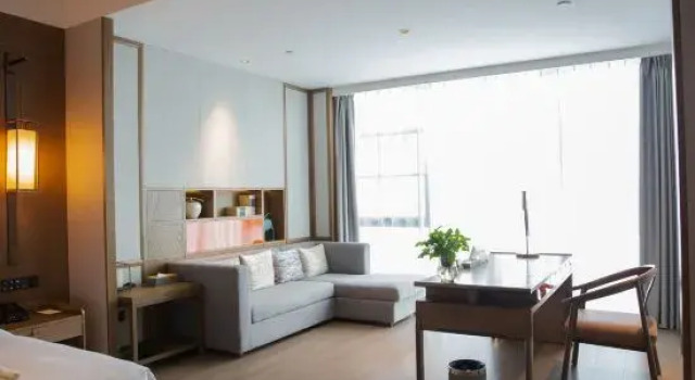 Двухместный полулюкс Crowne Plaza Chengdu Wuhou by IHG