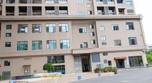 Zhongshan Fengyi Apartment (Zhongshan North Station), Boek Appartement Hotels in Guangdong met parkeren, Parkeren