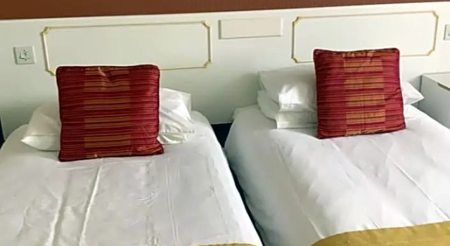 Двухместный номер Standard с видом на город Marina Metro Hotel