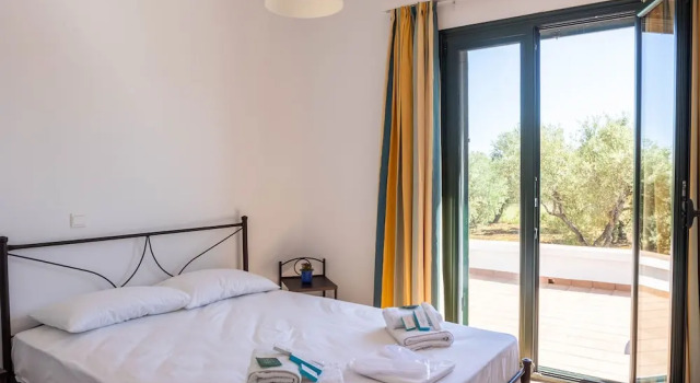 Aipeia Country House