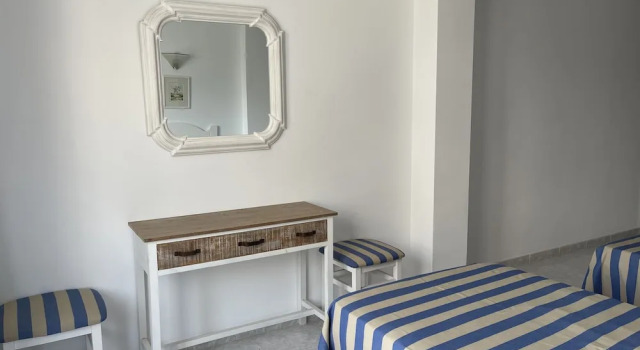 Habitación doble con balcón Hostal CAN GALLU