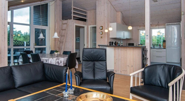 Quaint Holiday Home in Hemmet Jutland With Indoor Whirlpool, Забронировать Отель Хеммет 