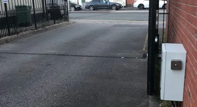 Jewellery Quarter Apartment, Забронировать Апартаменты/квартира Отели Бирмингема с парковкой, рядом с Океанариум «Национальный центр морской жизни», Парковка