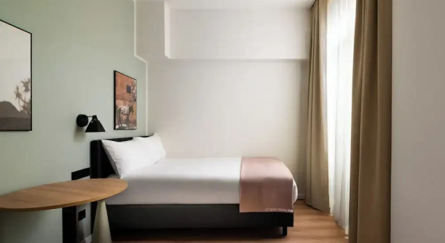 Номер Standard Limehome Athens Agora