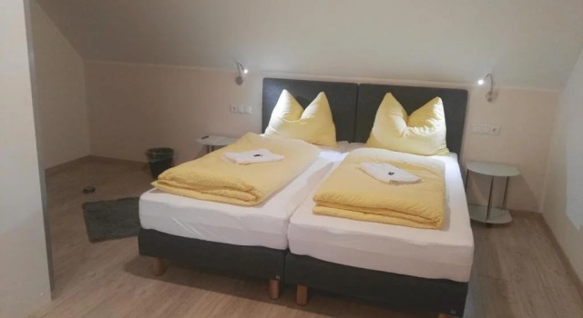 Zimmer Ferienwohnung Yassi