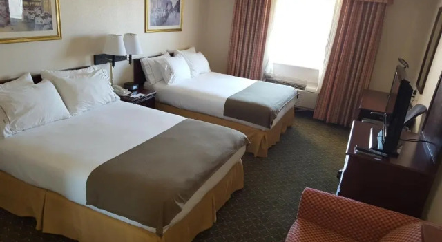 Четырёхместный номер Standard с балконом Country Inn & Suites by Radisson, Fort Worth West l-30 NAS JRB