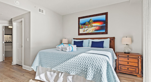 Splash, Relax & Repeat at Dolphin View Retreat! Beachfront! Sleeps 9!, Rezerwuj Apartament Panama City Beach Panhandle Florida