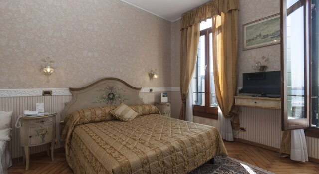 Двухместный номер Superior с видом на залив Hotel Riviera Venezia Lido