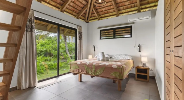Seaside Paradise 6BR Beachfront Haven in Moorea, Prenota Casa vacanze Moorea Polinesia francese