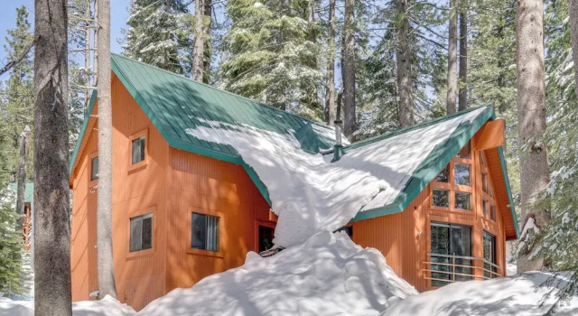 Ski, Hike & Fish: Cabin w/ Deck in Soda Springs!, Book Feriehus Soda Springs Californien