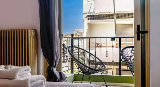 Sunny 3bd Cozy Flat Spectacular Acropolis View, Забронировать Апартаменты/квартира Отели Афины с парковкой, рядом с Здание греческого парламента, Парковка