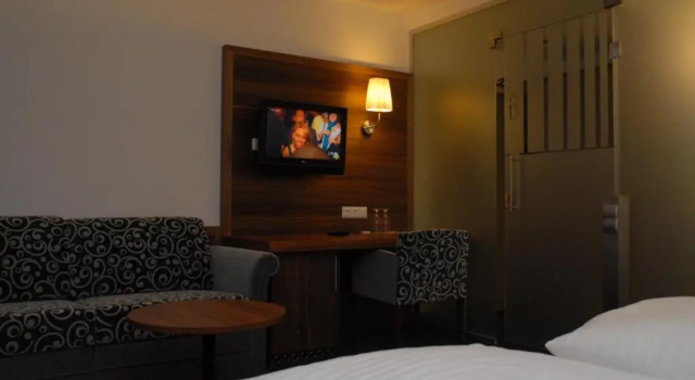 Номер Standard Pension am Kurpark