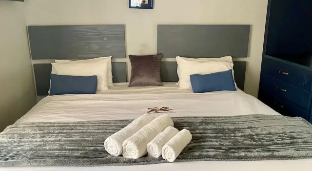 Апартаменты Modern Studio Apartment in a Central New Chadcombe - 2318