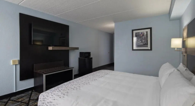 Номер Standard Clarion Pointe Jacksonville near Camp Lejeune