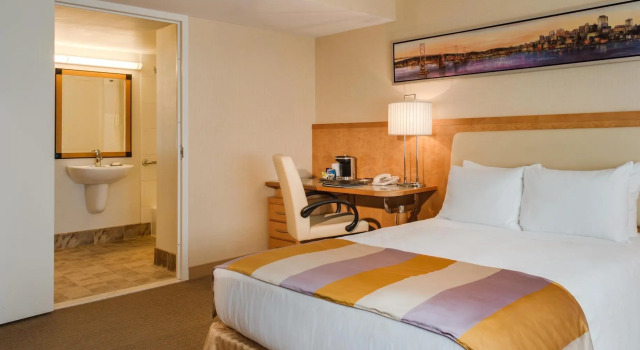 Двухместный номер Standard Hilton San Francisco Airport Bayfront - No Resort Fee
