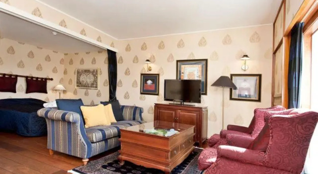 Люкс Standard Thon Hotel Saga