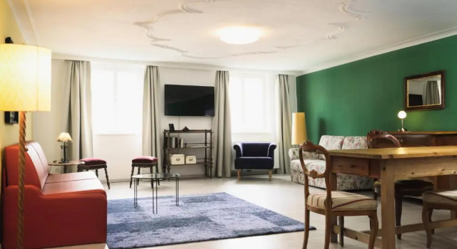 Apartments Golden Roof by Penz, Забронировать Апартаменты/квартира Отели Инсбрука с парковкой, рядом с Университет Инсбрука, Парковка