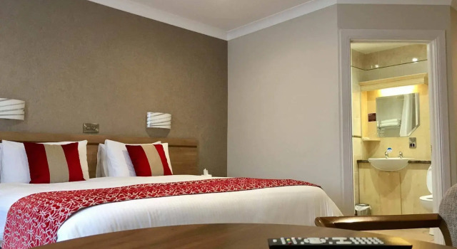 The Lodge Hotel
