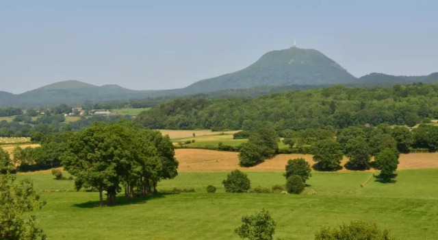 L'Abri du Berger, Réserver Hôtel Olby Auvergne