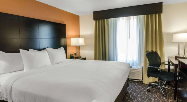 Comfort Inn & Suites Ashland, Buchen Sie Hotel Ashland Rogue Valley