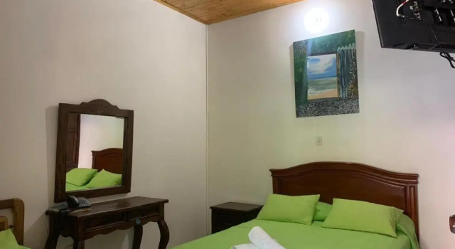 Hotel Las Nieves, Rezervovat Hotel Hotely v Santander s parkováním, Parkování