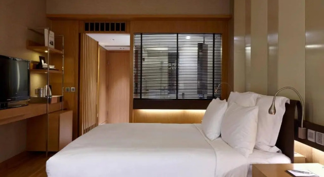 Standardowy dwuosobowy pokój z widokiem na ogród Renaissance Harbour View Hotel Hong Kong