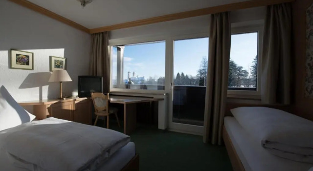 Двухместный номер Standard с балконом Hotel St. Ulrich Garni