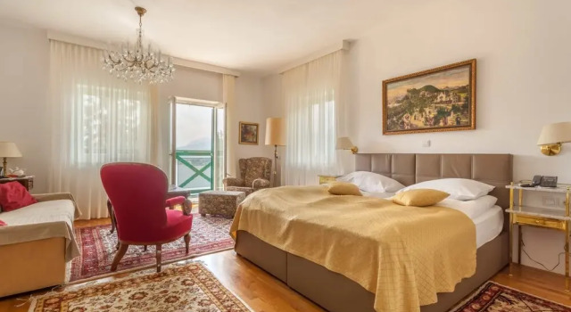 Трёхместный номер Standard с видом на озеро Hotel Triglav