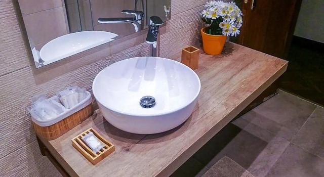 Трёхместный номер Standard с балконом Apple guest house